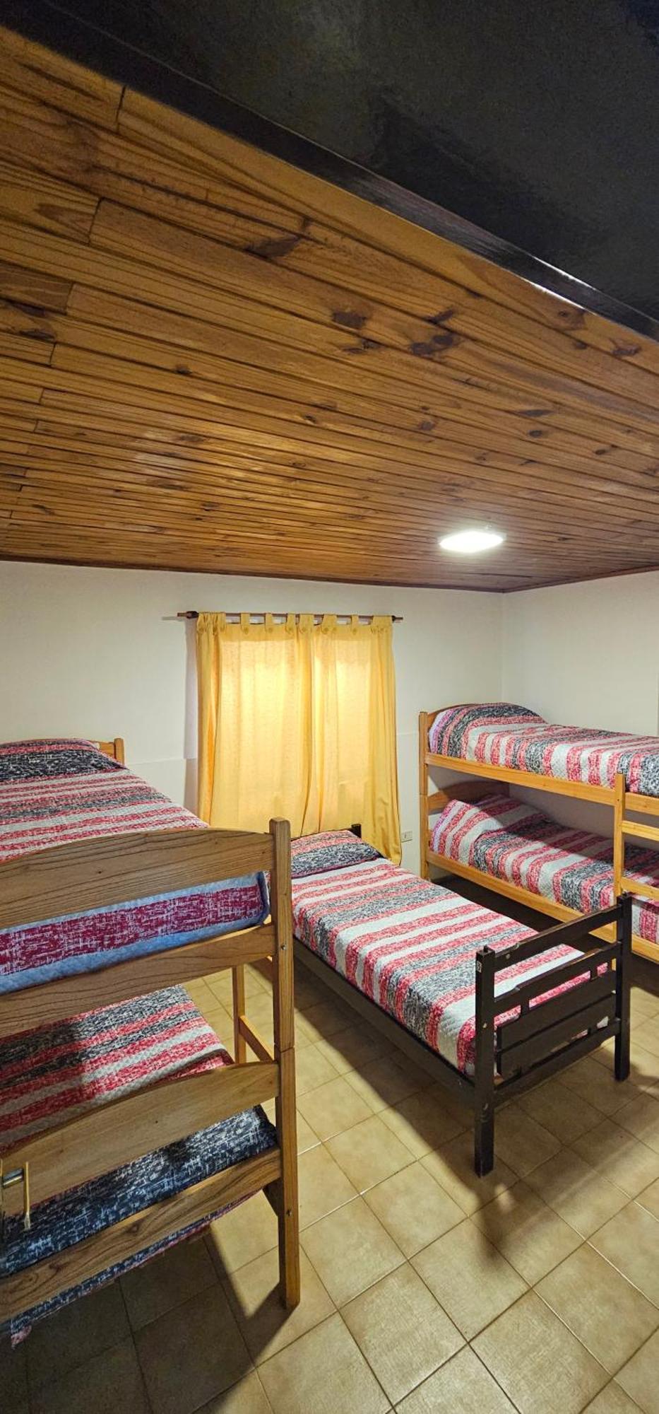 Matices Hostel Centro El Calafate Kültér fotó